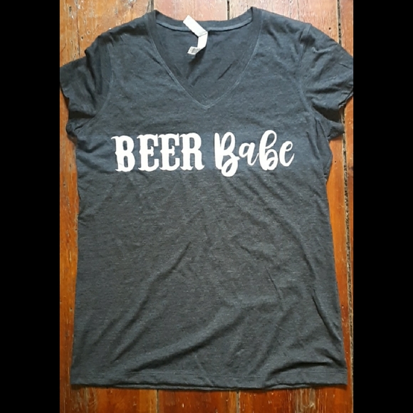 Beer Babe tshirt - Picture 2 of 2